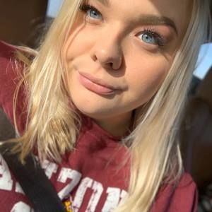 Meet your Posher, Ellie